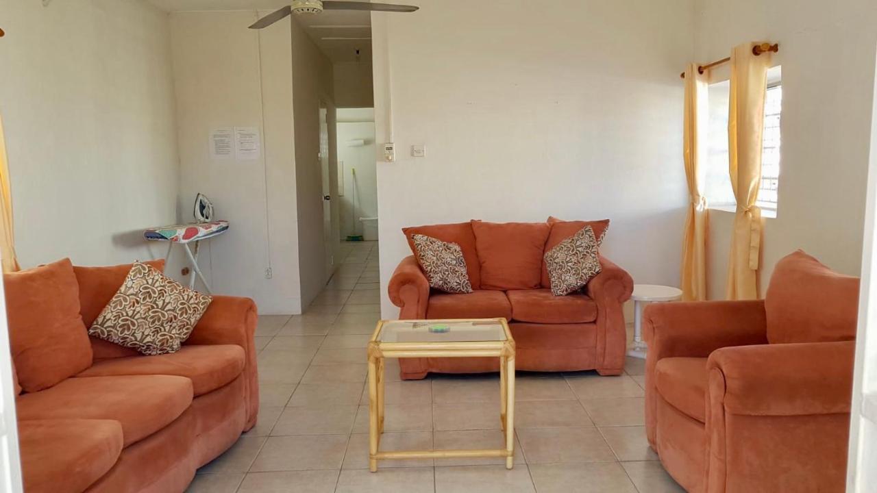 Ventnor House Apartments Бриджтаун Екстериор снимка