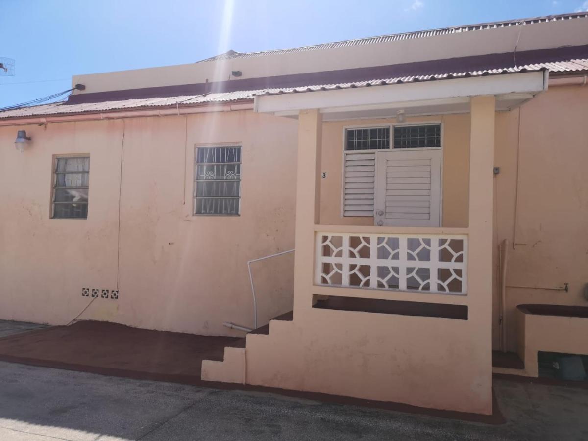 Ventnor House Apartments Бриджтаун Екстериор снимка