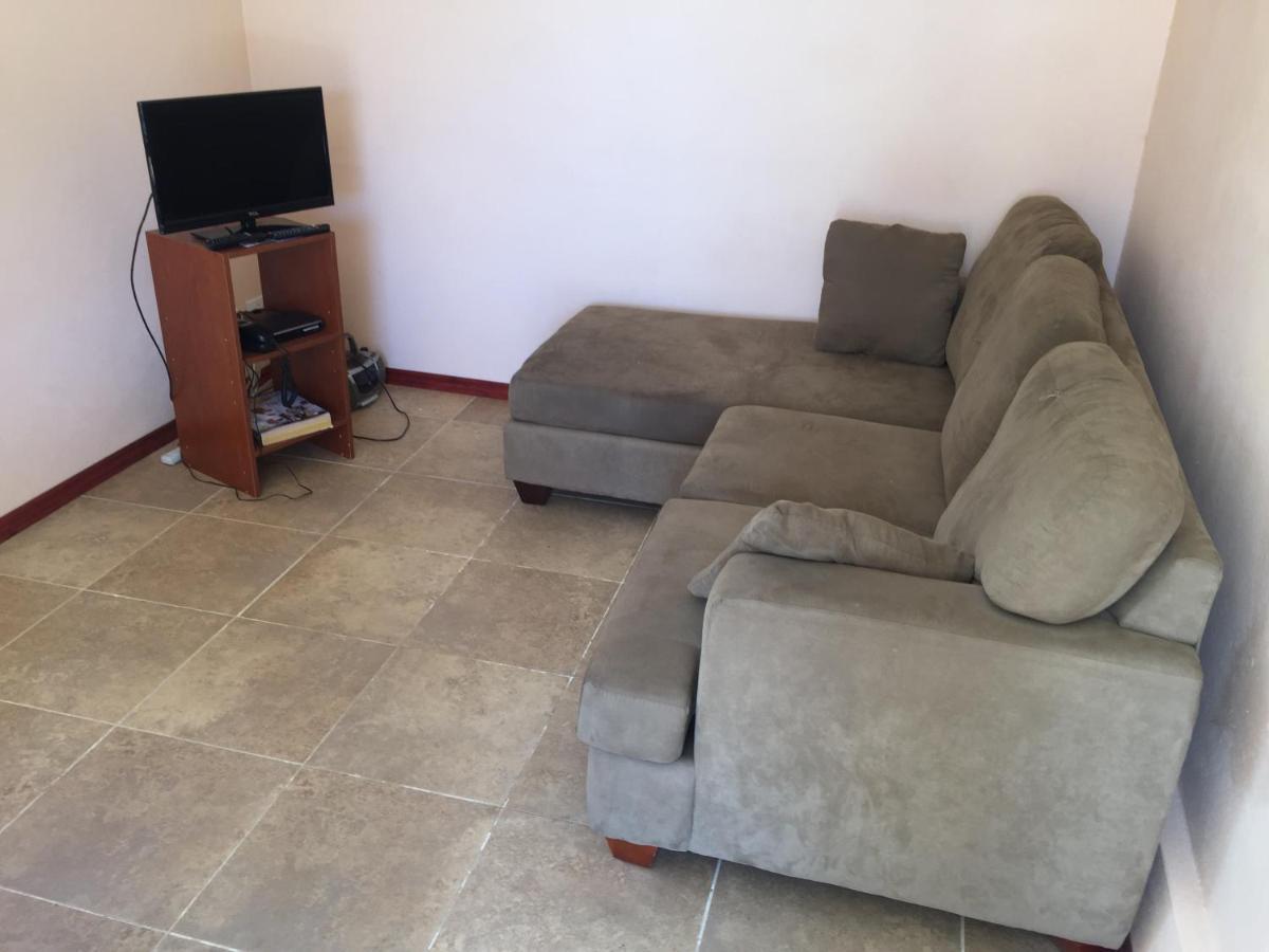 Ventnor House Apartments Бриджтаун Екстериор снимка